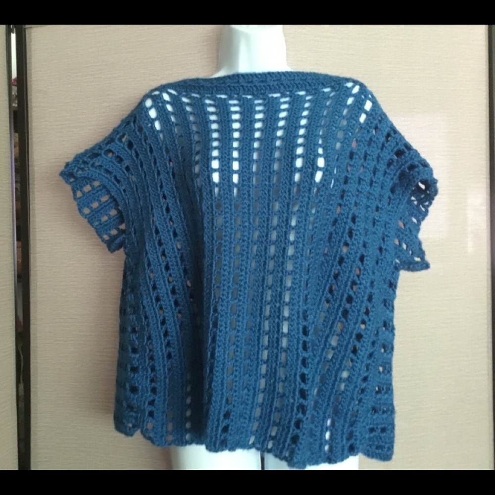 Crocheted top - Picture 2 of 6